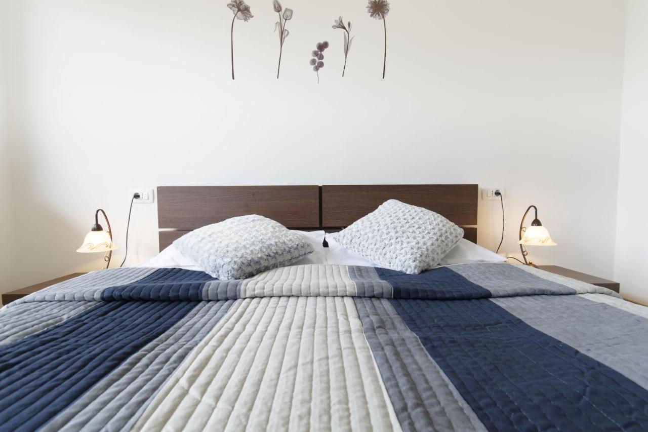Apartment Patrik By Rent Istria Umag Exteriér fotografie